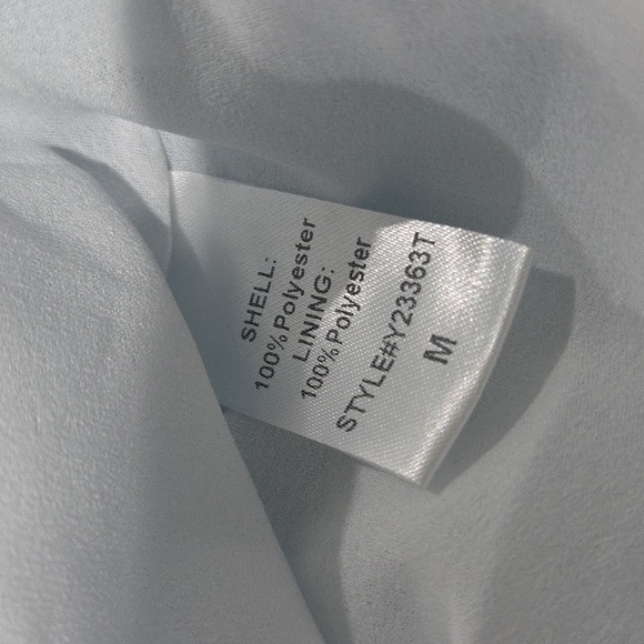 Beautiful Pomander Place Tiered Dress. Turquoise Blue Floral Print! Medium. - Picture 9 of 12